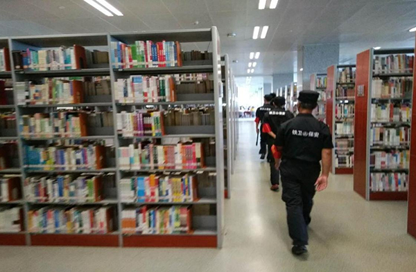 1691719286510126.jpg 2019年軍運會期間湖北省圖書館秩序維護